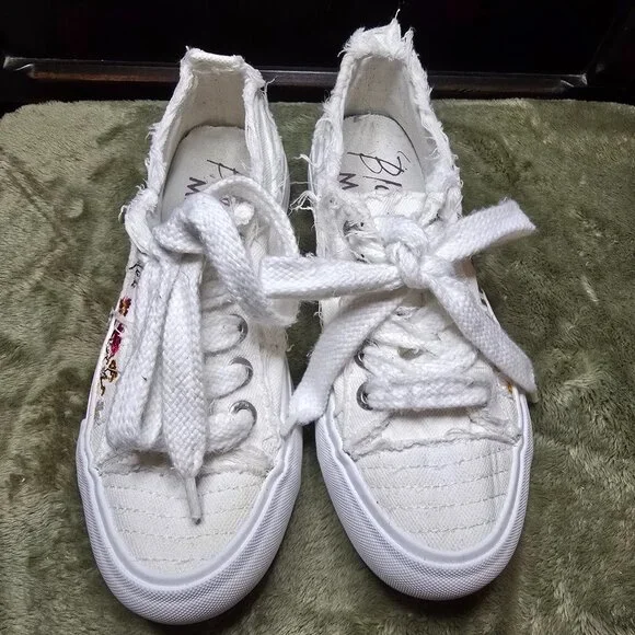 Blowfish tennis shoes - Picture 1 of 5